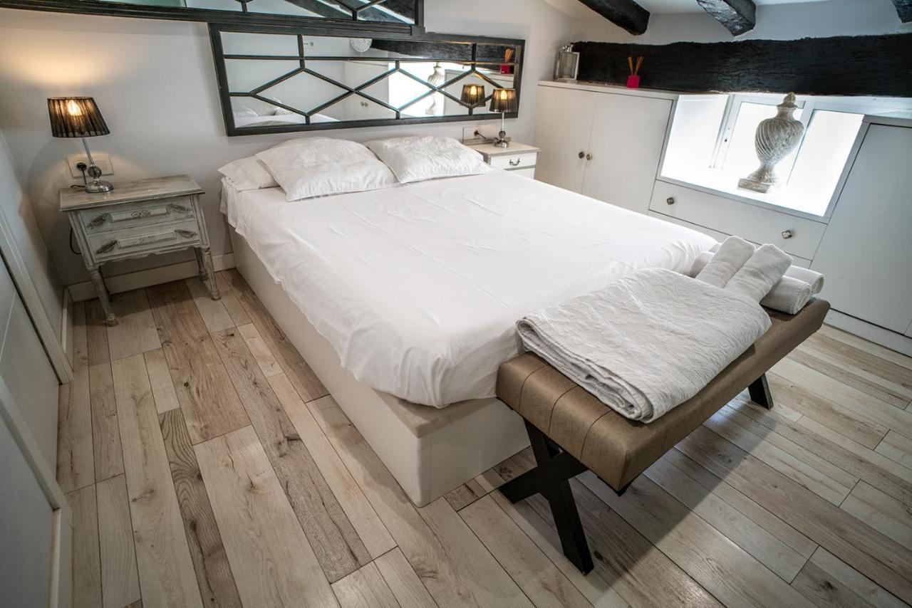 Ferienwohnung Atico Con Terraza Y Jacuzzi En El Centro Valencia Zimmer foto